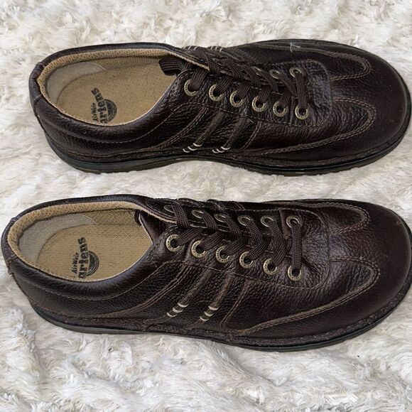 Dr. Martens Dawes Airware Leather Shoes!